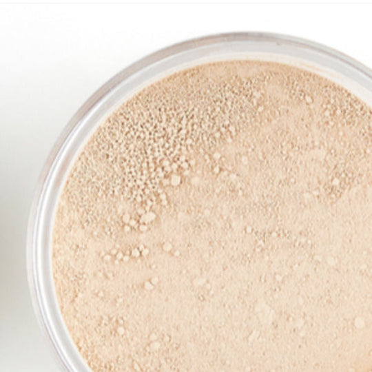 Elina Organics Crushed Pearl Powder Foundation Light