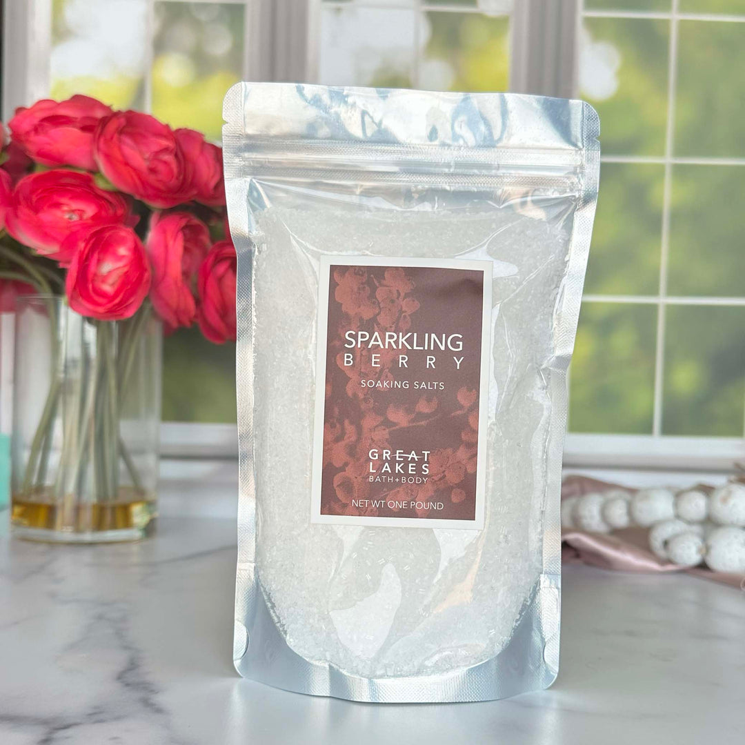 Great Lakes Bath & Body Organic, Cruelty Free, Epsom Soaking Salts, Sparkling Berry Scented
